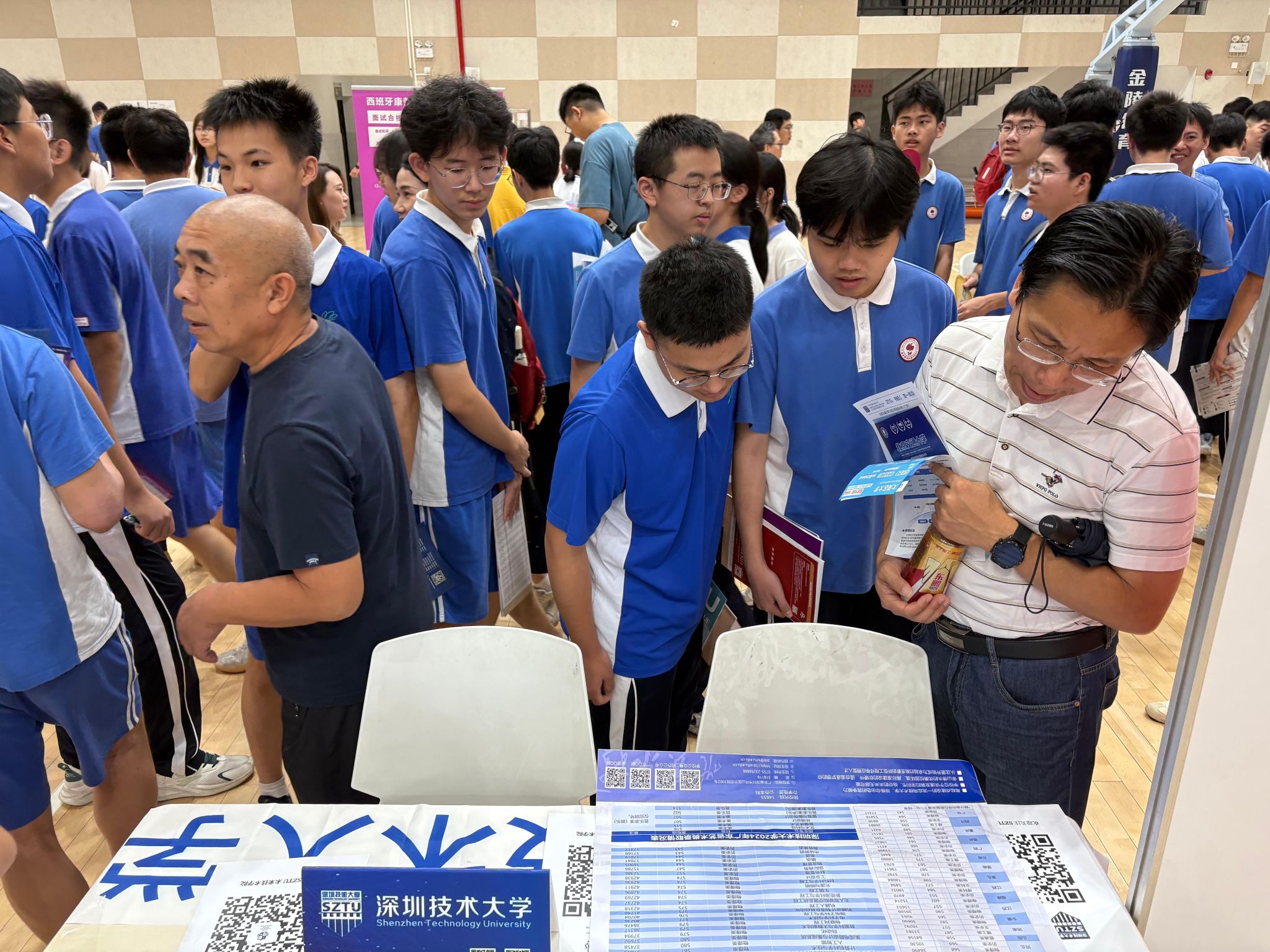 suncitygroup太阳新城招生宣传火热开展 深入多校精准宣传深技大特色